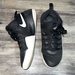 Best 25+ Deals for Mens Nike Hyper Basketball Shoes | Poshmark